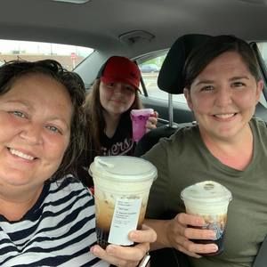 Meet your Posher, Teri-lyn